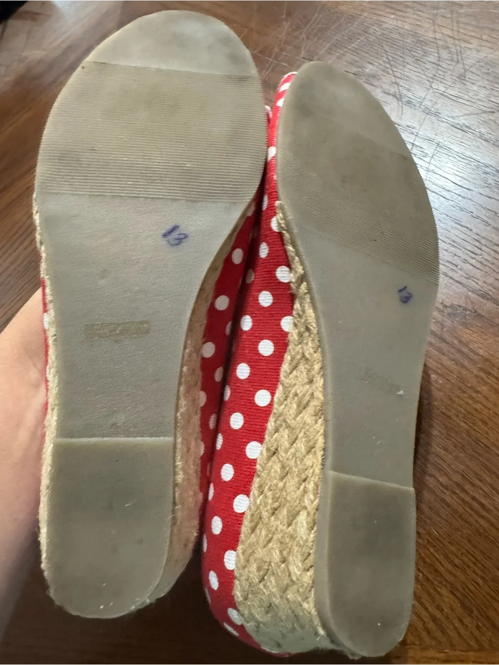 Women’s Red Polka Dot Bow Peep-Toe platforms size 8